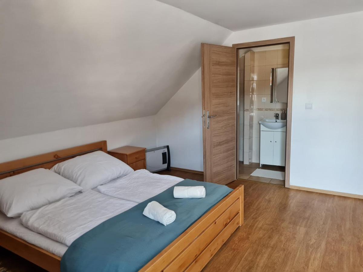 Hotel Stary Dom à Oravská Polhora Extérieur photo