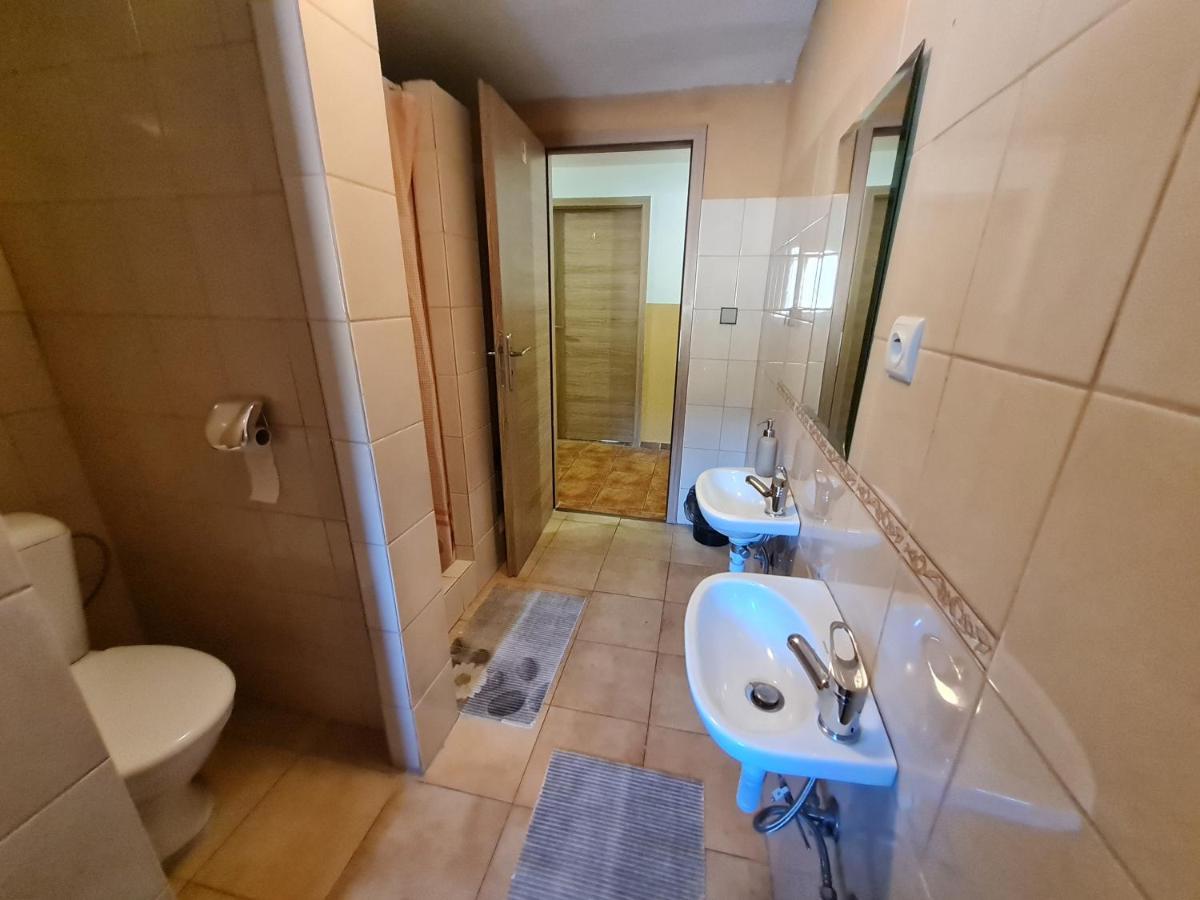 Hotel Stary Dom à Oravská Polhora Extérieur photo