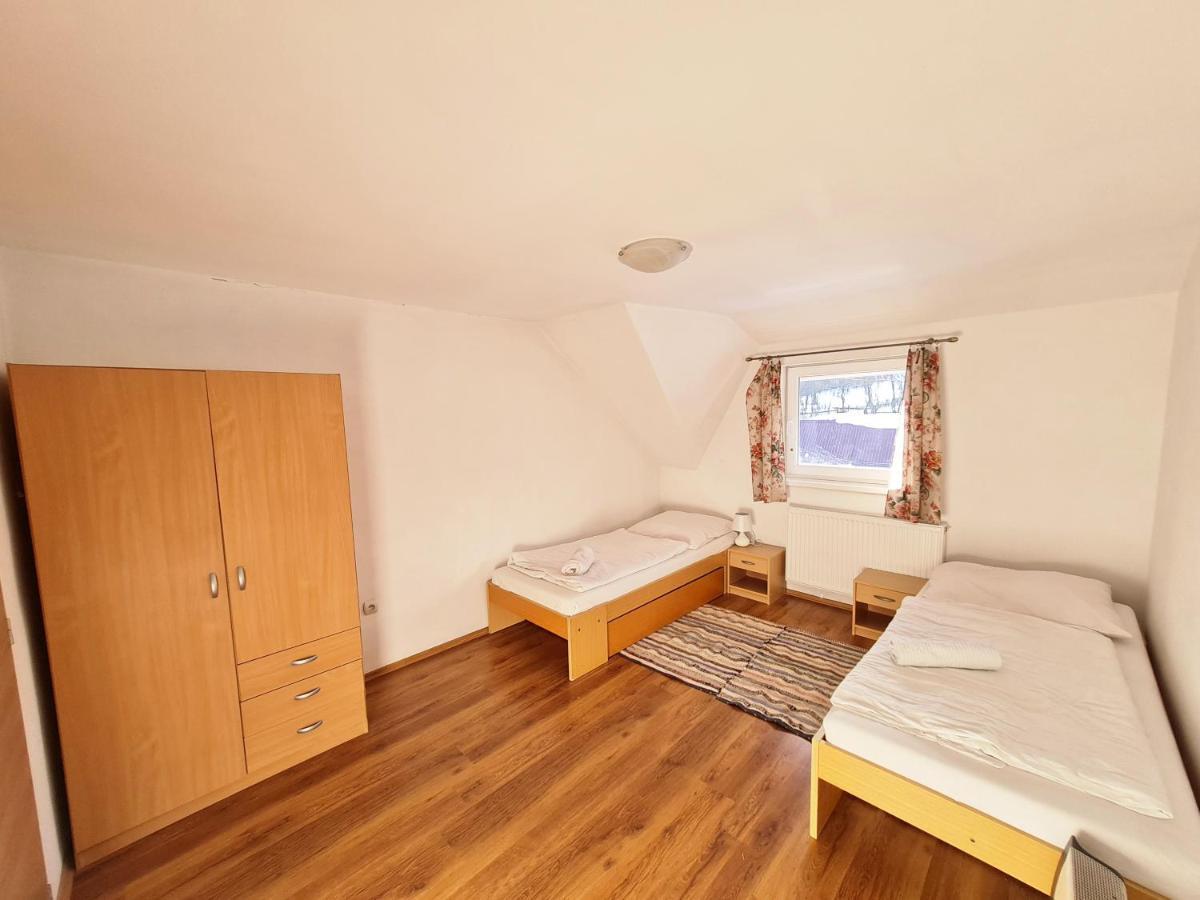 Hotel Stary Dom à Oravská Polhora Extérieur photo